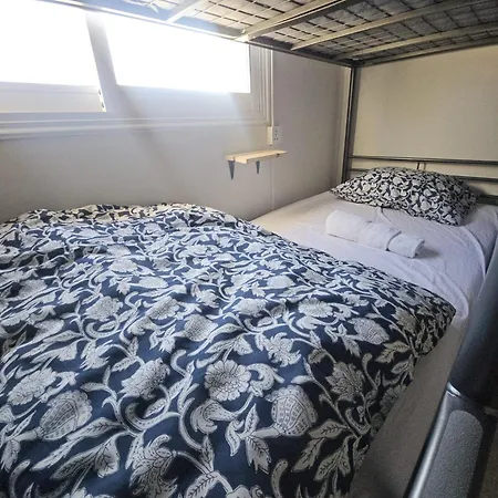 Hostel Travelers Paradise